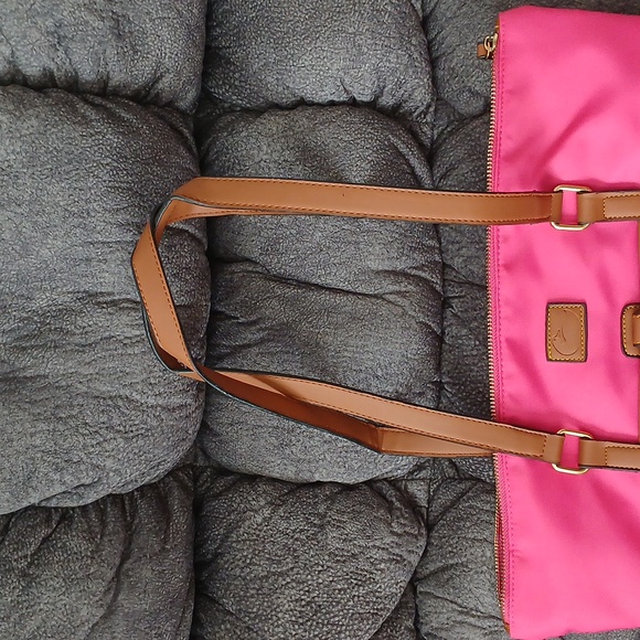 Dooney and Bourke Nylon Tote Brand New - Picture 9 of 9